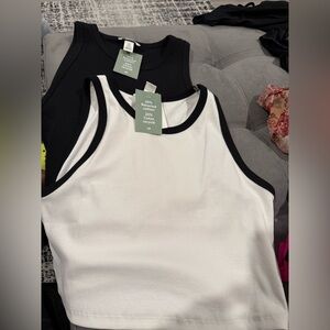 2 H&M cropped rib tanks